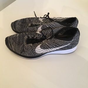 Men’s Nike flyknit racer